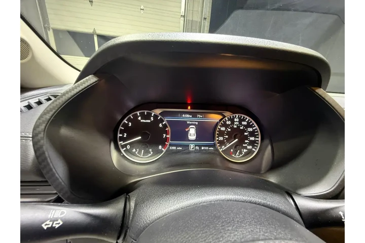 $25005 : Nissan Sentra 2025 SV 4dr Se image 10