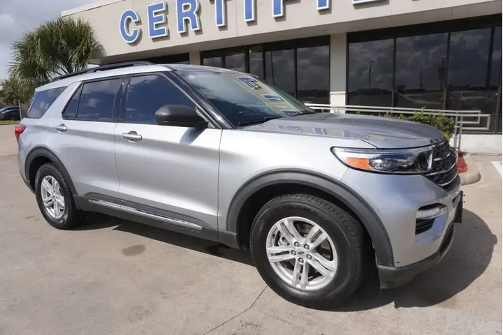 $24888 : Ford Explorer 2022 XLT 4dr S image 1