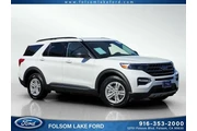 Ford Explorer 2023 AWD XLT 4
