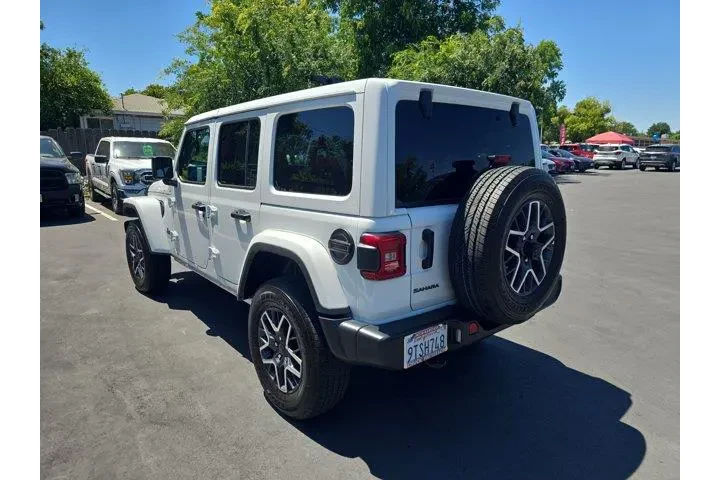 $36995 : Jeep Wrangler 2025 4x4 Sahar image 5