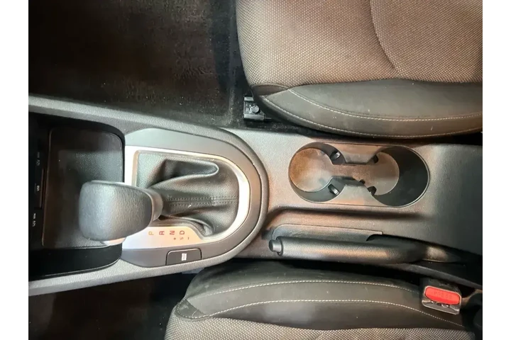 $15299 : Kia Forte 2022 FE 4dr Sedan image 10