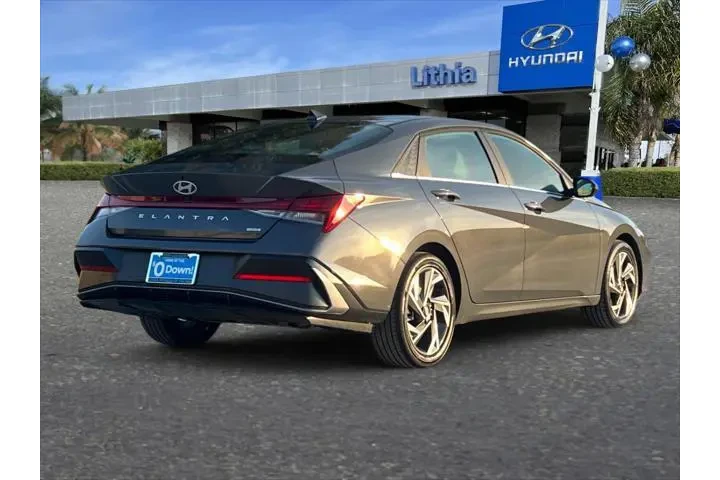 $23999 : Hyundai ELANTRA Hybrid 2025 image 3
