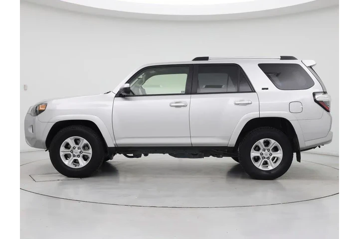 $33998 : Toyota 4Runner 2023 4x2 SR5 image 3