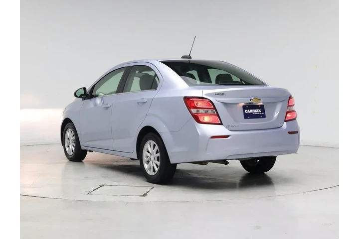 $13998 : Chevrolet Sonic 2017 LT Auto image 2