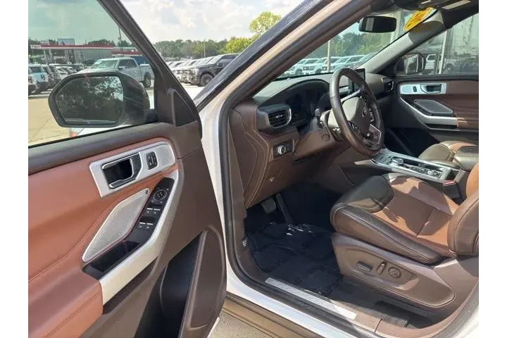 $31995 : Ford Explorer 2021 AWD King image 9
