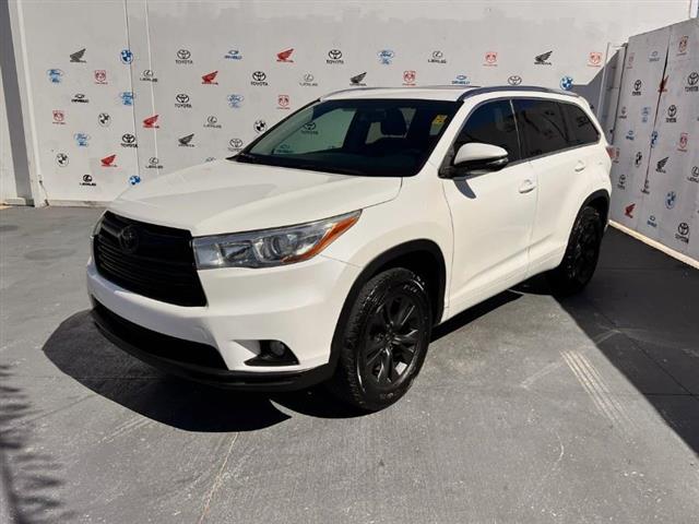 $19995 : Used 2016 Highlander FWD 4dr image 7