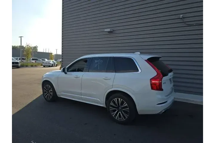 $24720 : Volvo XC90 2020 T5 Momentum image 1