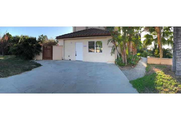 $1550 : ⚠️MOVE IN READY ⚠️Sylmar, CA image 1