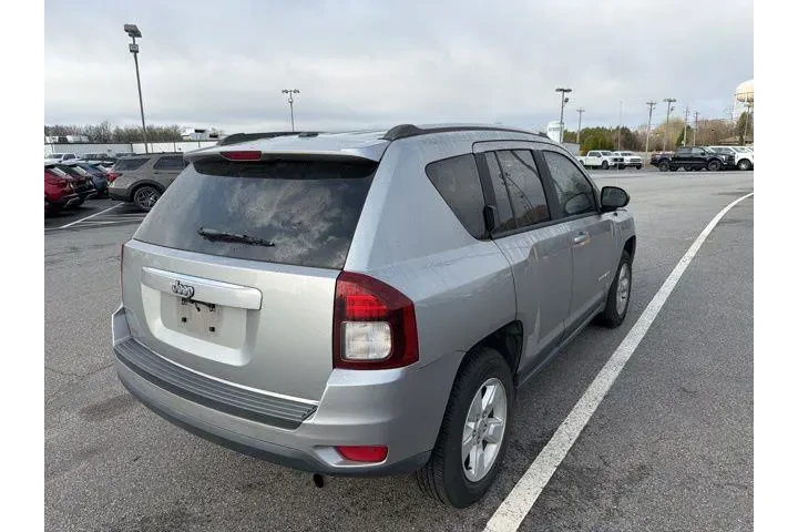 $12599 : Jeep Compass 2016 Sport 4dr image 3