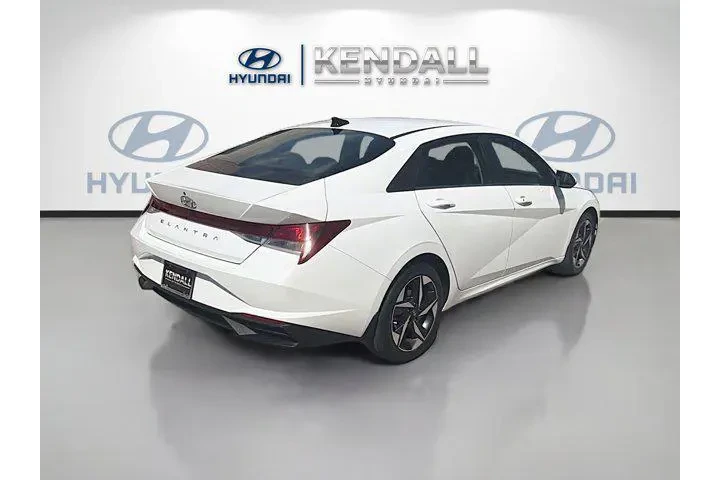 $16570 : Hyundai ELANTRA 2023 SEL 4dr image 6