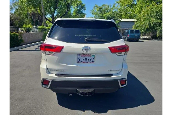$33995 : Toyota Highlander 2018 AWD L image 4