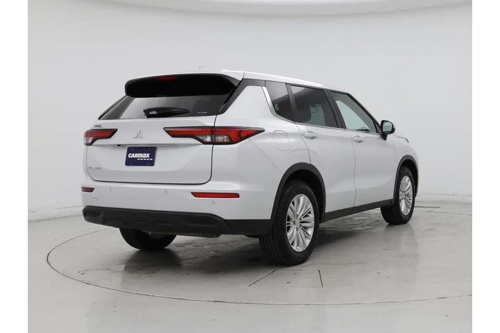 $23998 : Mitsubishi Outlander 2023 AW image 8