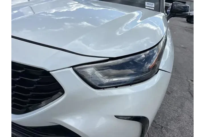 $30988 : Toyota Highlander 2021 XSE 4 image 9