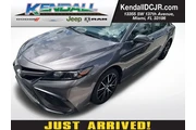 Toyota Camry 2023 SE 4dr Sed en Miami