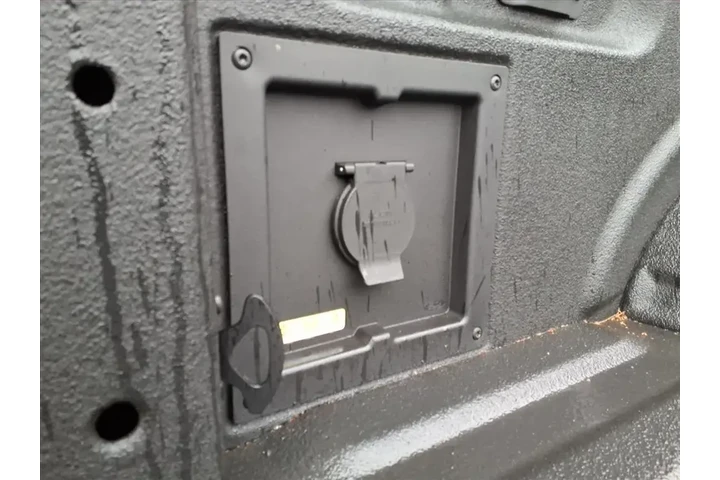 $37179 : Ford F-150 2023 4x4 XLT 4dr image 7