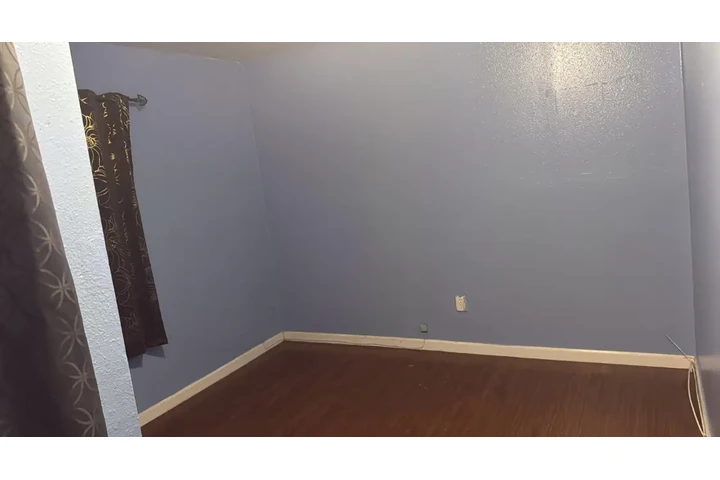 $750 : SE RENTA CUARTO EN SOUTH GATE image 1