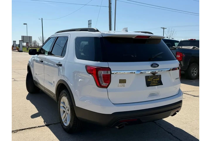 $8999 : 2016 Explorer Base FWD image 5