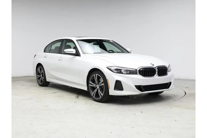 $31998 : BMW 3 Series 2023 AWD 330i x image 1