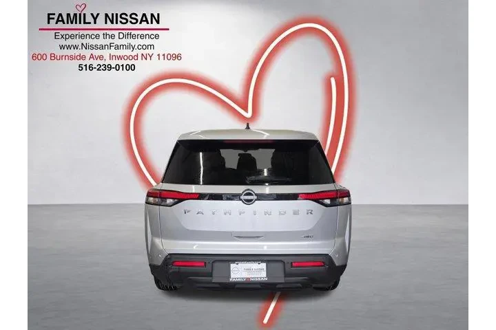 $27693 : Nissan Pathfinder 2024 AWD S image 4