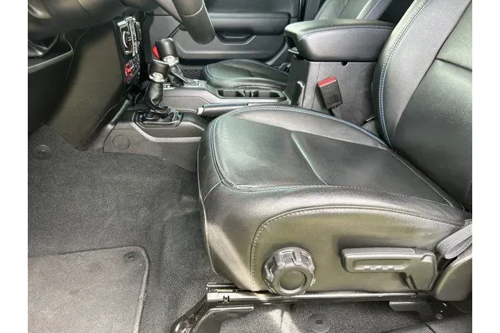 $30578 : Jeep Wrangler Unlimited 2022 image 10