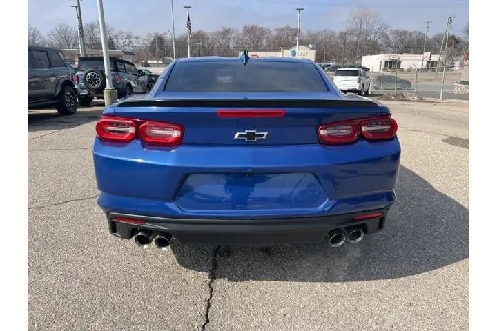 $30636 : Chevrolet Camaro 2020 SS 2dr image 5