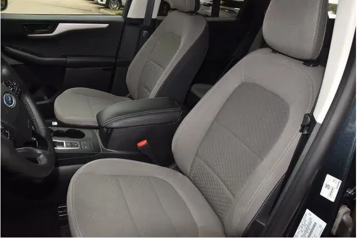 $19506 : Ford Escape 2022 SE 4dr SUV image 5