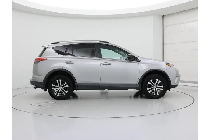 $21998 : Toyota RAV4 2018 LE 4dr SUV image 7