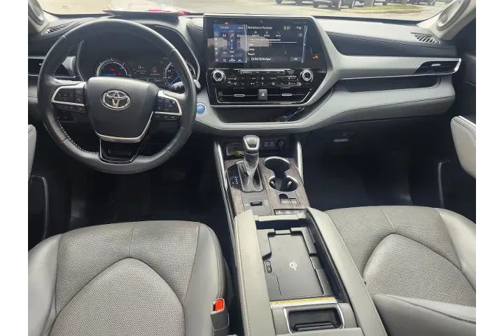 $39773 : Toyota Highlander Hybrid 202 image 9
