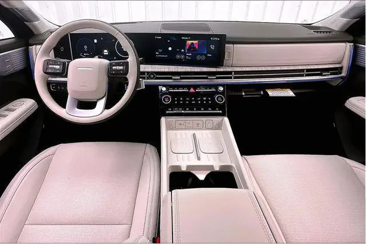 $39990 : Hyundai SANTA FE 2025 AWD Ca image 6