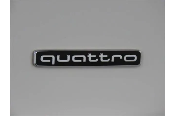$32987 : Audi Q5 2023 AWD quattro S l image 4