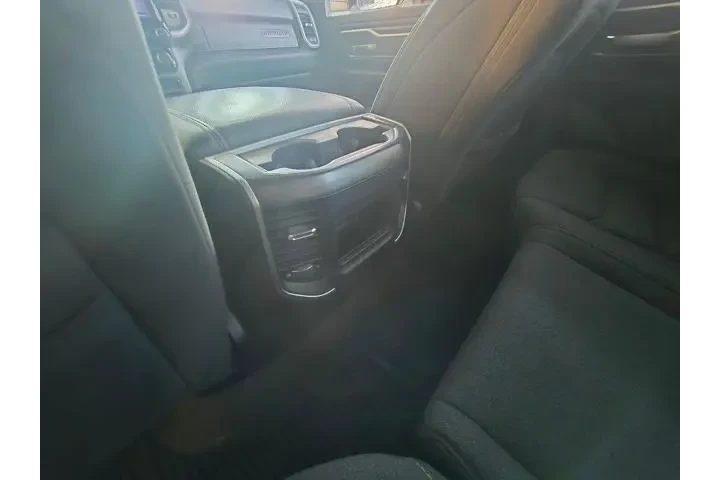 $28400 : Ram 1500 2020 4x4 Big Horn 4 image 10