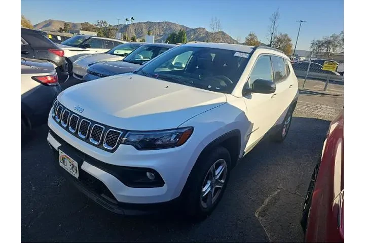 $22995 : Jeep Compass 2023 4x4 Latitu image 4