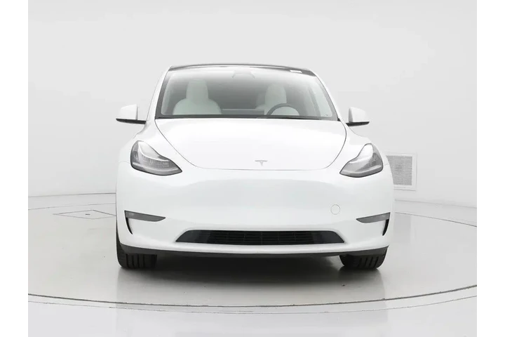 $29998 : Tesla Model Y 2023 AWD Long image 5