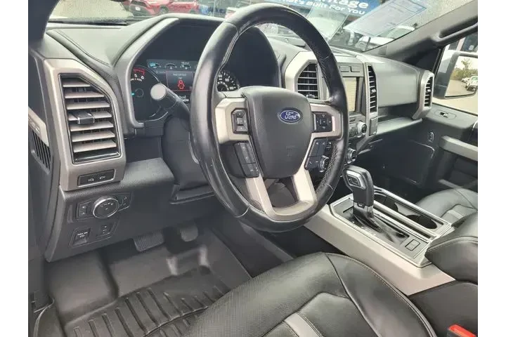 $32201 : Ford F-150 2018 4x4 Platinum image 9