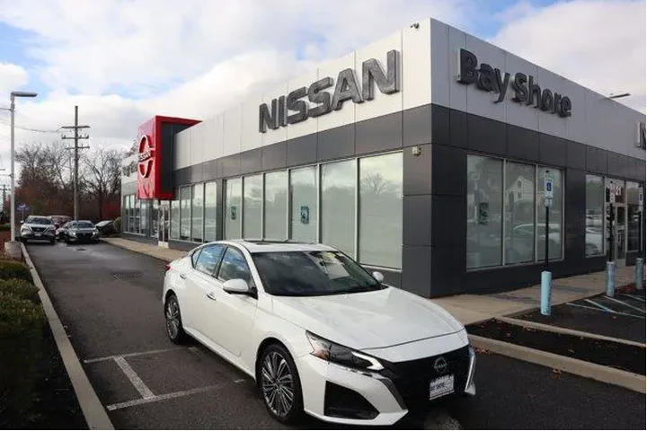 $26849 : Nissan Altima 2025 2.5 SL 4d image 2