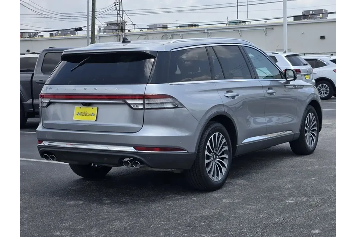 $39494 : Lincoln Aviator 2022 AWD Res image 6
