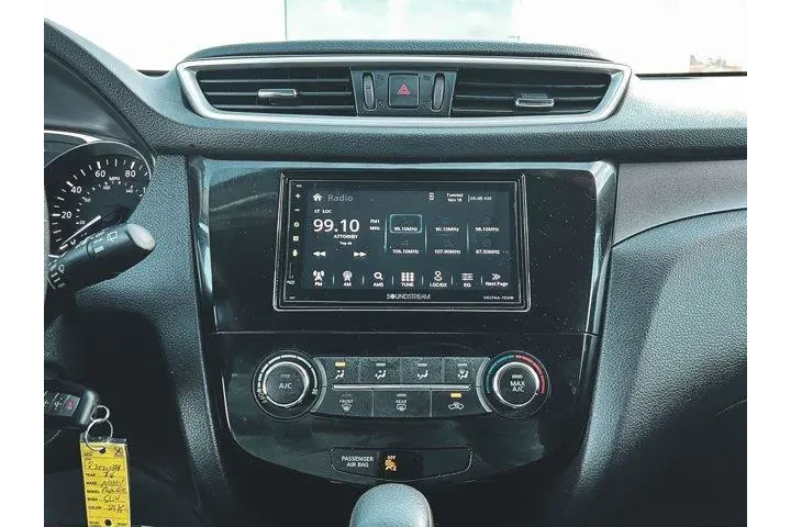 $8936 : Nissan Rogue 2016 AWD S 4dr image 10