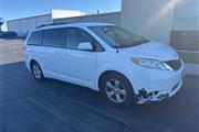 Pre-Owned 2013 Sienna LE 8 Pa en Milwaukee