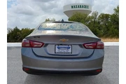 $21921 : Chevrolet Malibu 2024 LT 4dr thumbnail