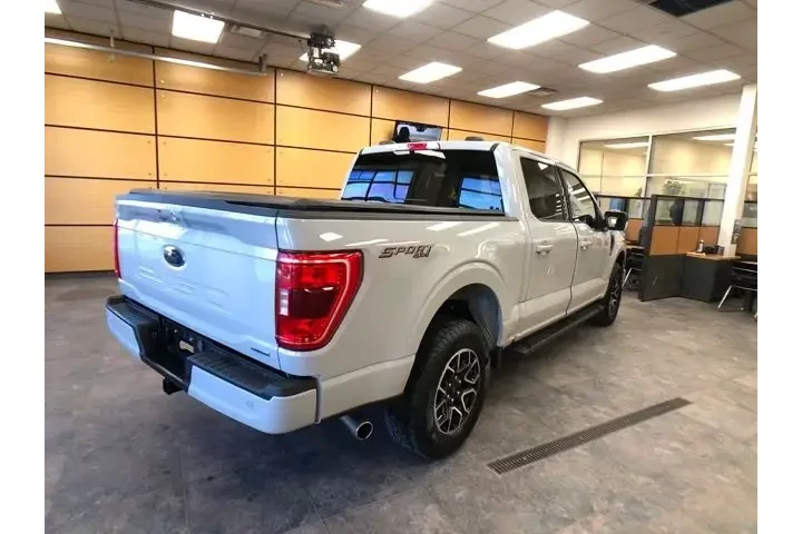 $38050 : Ford F-150 2023 4x4 XLT 4dr image 7