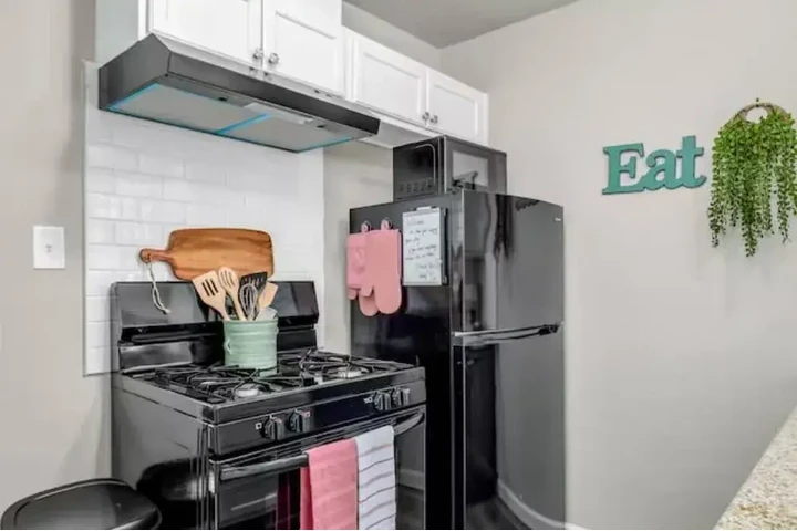 $1625 : Fresno Apt 1 Bed image 1