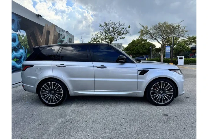 $24699 : 2019 Land Rover Range Rover S image 7