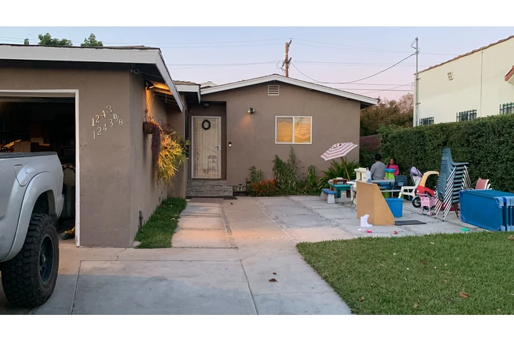 $2850 : *SE RENTA CASA DUPLEX-FRONTAL* image 1