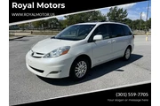 $8900 : 2008 Sienna XLE thumbnail
