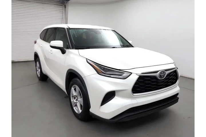 $24998 : Toyota Highlander 2021 L 4dr image 1