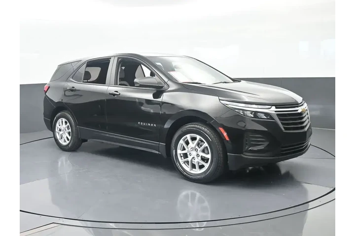$20991 : Chevrolet Equinox 2024 LS 4d image 8