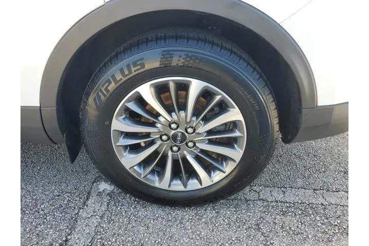 $27990 : Lincoln Nautilus 2023 Standa image 7