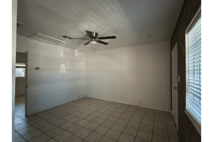 $1000 : Apartment Cozy for You image 4