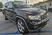 $9495 : 2011 Grand Cherokee Overland thumbnail