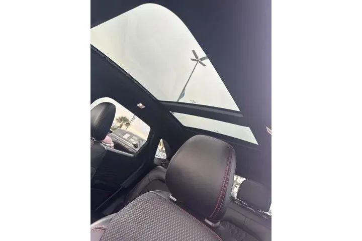 $22660 : Ford Escape 2023 ST-Line 4dr image 9